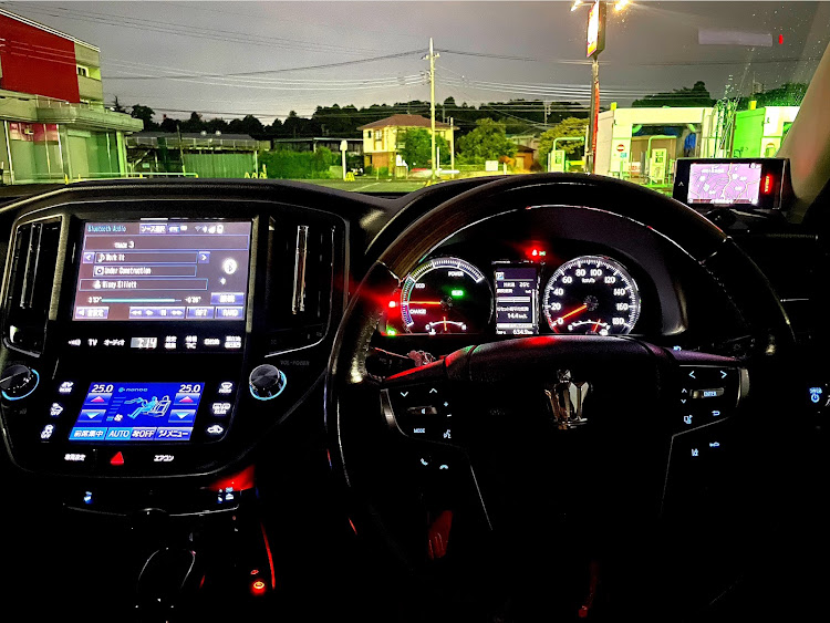 クラウンアスリートの洗車・女性オーナー・210クラウン・オーバーコート・8月もよろしくお願いしますに関するカスタム事例の投稿画像2枚目