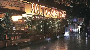 salt-water-cafe-best-places-to-visit-in-mumbai-mumbai-darshan_image