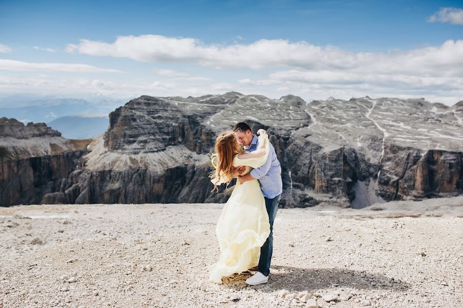 Fotografo di matrimoni Octavian Stiopu (octawians). Foto del 25 giugno 2017