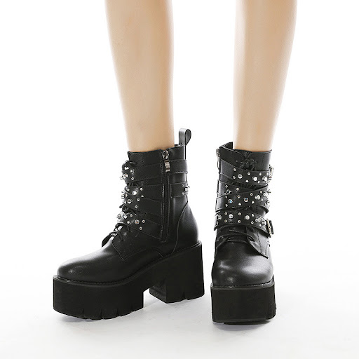 Title 7, Womens Lace-up Boots With Platform and Rivets....