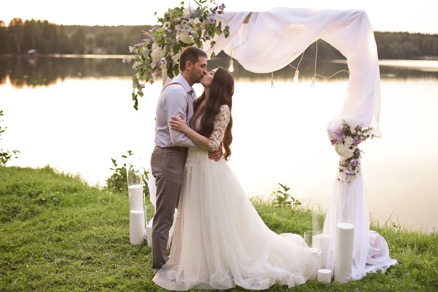 Fotógrafo de casamento Viktoriya Nikitaeva (nikitaeva). Foto de 28 de outubro 2021