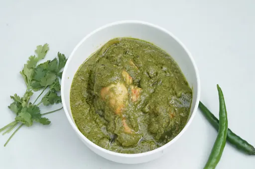 Andhra Green Chilli Chicken Curry