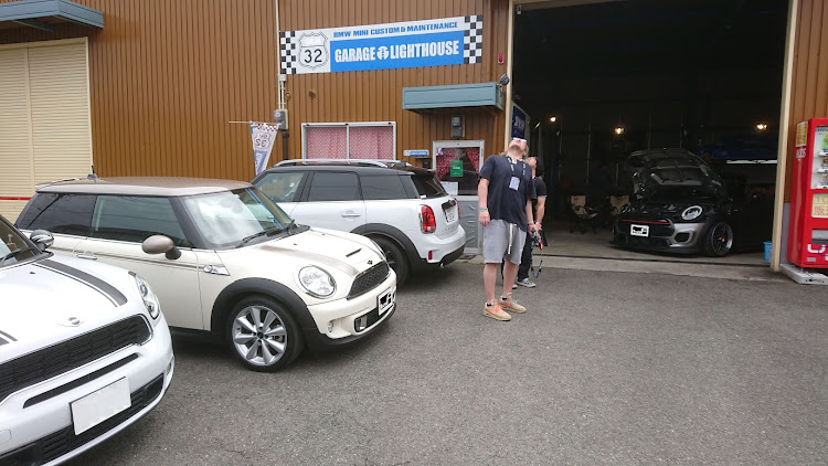 ミニクーパーSのGLH・営業中・DueIL AG・MINIホリックに関するカスタム事例の投稿画像3枚目
