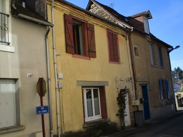 Vente maison 5 pièces 98.51 m² à Saint-Yrieix-la-Perche (87500), 89 990 €