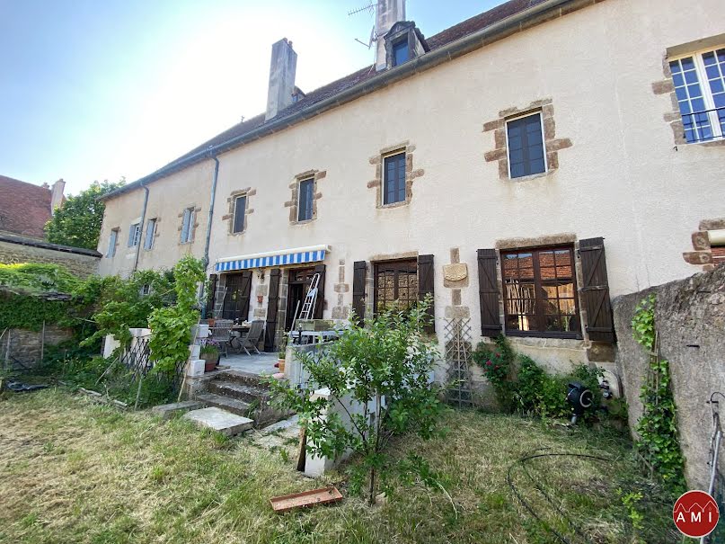 Vente maison 7 pièces 210 m² à Semur-en-Auxois (21140), 330 000 €