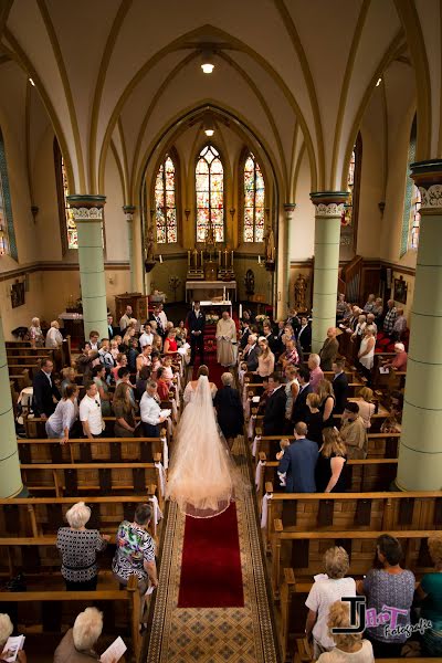 Fotografo di matrimoni Tjarda Van Loo (tjartfotografie). Foto del 19 febbraio 2019