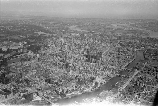 Aerial photograph of the center of Gdańsk destroyed by warfare