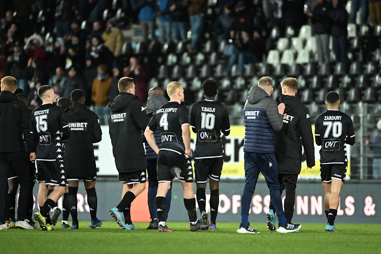 Le top 4 s'éloigne pour Charleroi: "On ne pense pas à ça" 