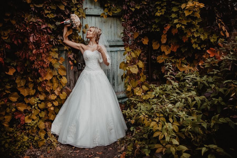 婚禮攝影師Sergio Melnyk（fotomelnyk）。2019 5月1日的照片