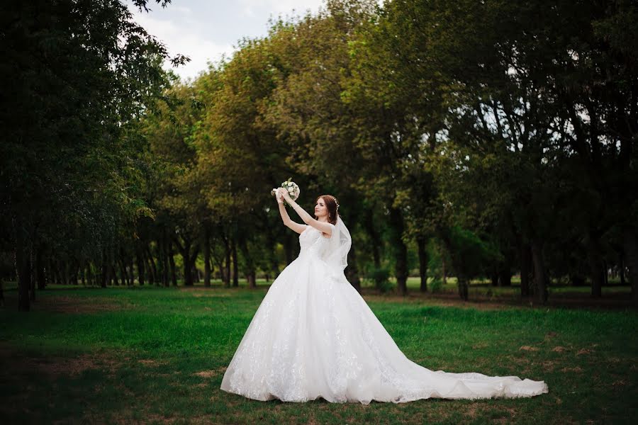 Fotógrafo de casamento Liliya Rzhevskaya (rshevskay). Foto de 9 de janeiro 2021