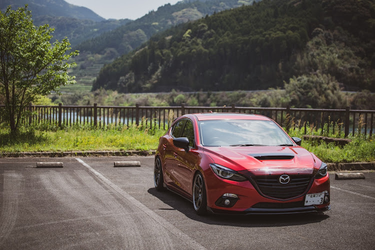 アクセラスポーツのマツダ・アクセラ・mazda3・ドライブに関するカスタム事例の投稿画像1枚目