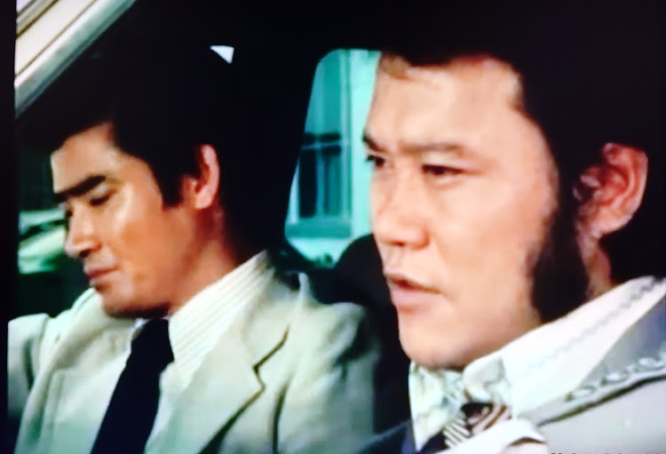CLSクラス クーペのマジックアワーと愛車・メルセデス・ベンツ・特捜最前線・西田敏行さんのご冥福をお祈り致します・千葉フォルニアに関するカスタム事例の投稿画像11枚目