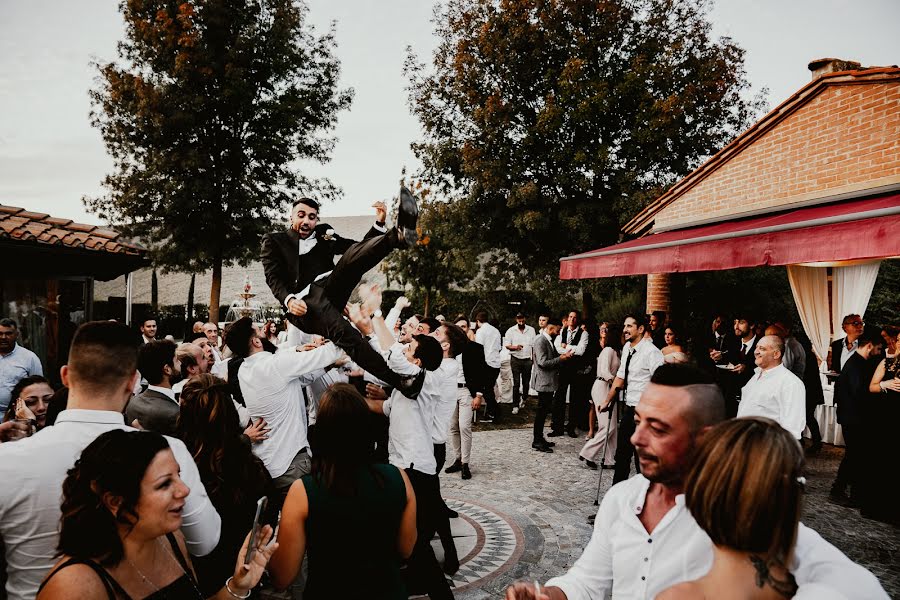 Fotógrafo de casamento Mirko Turatti (spbstudio). Foto de 16 de janeiro 2019