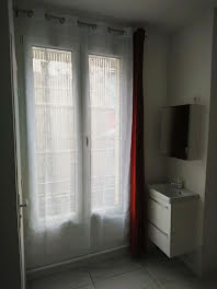 chambre à Paris 15ème (75)