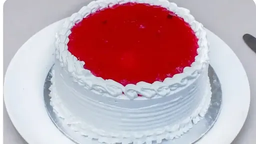 Vanilla Strawberry Cake