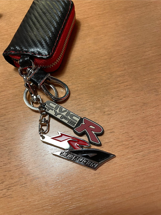 CR-ZのHONDA The Power of Dreams・車好きと繋がりたい・洗車・8月もよろしくお願いします・無限MUGENカーエンブレムメタルキーホルダーコレクションに関するカスタム事例の投稿画像4枚目