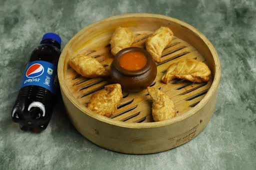 Chicken Fried Momos + Pepsi