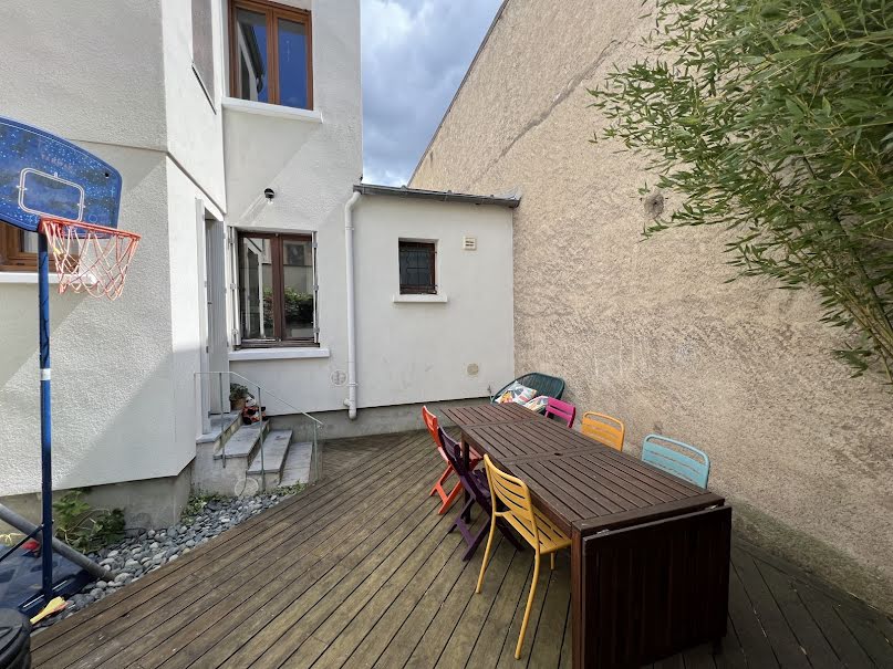 Vente maison 4 pièces 71.3 m² à Tours (37000), 294 000 €