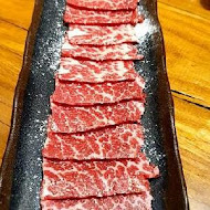 米炭火燒肉小酒館