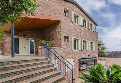 House with garden and terrace 5