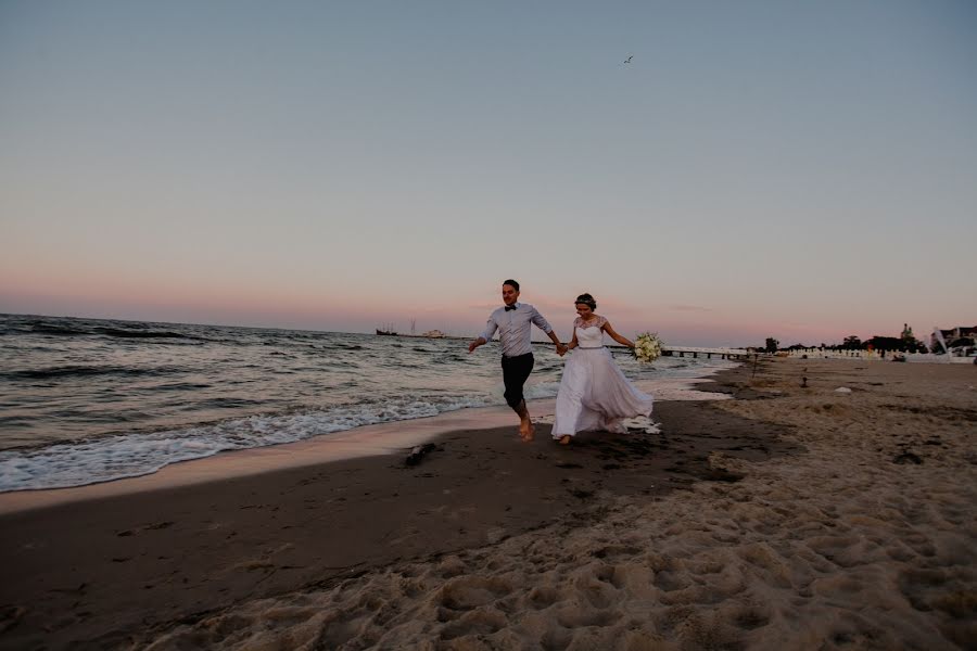 Fotógrafo de casamento Adrian Ervin Michalski (twoperspectives). Foto de 25 de junho 2019