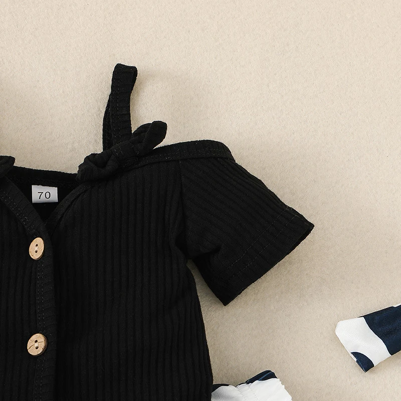 Conjunto de tres piezas para bebés Sling Top y pantalones con pañuelo en la cabeza, perfecto para comodidad y estilo.