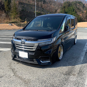 ステップワゴンスパーダ RP5