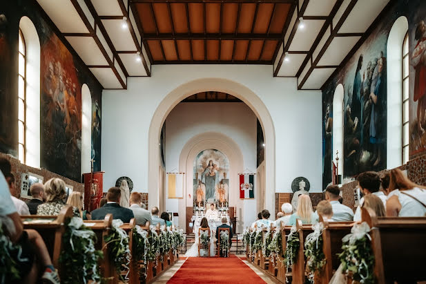 Wedding photographer Márton Pesthy (martonpesthy). Photo of 13 September 2023