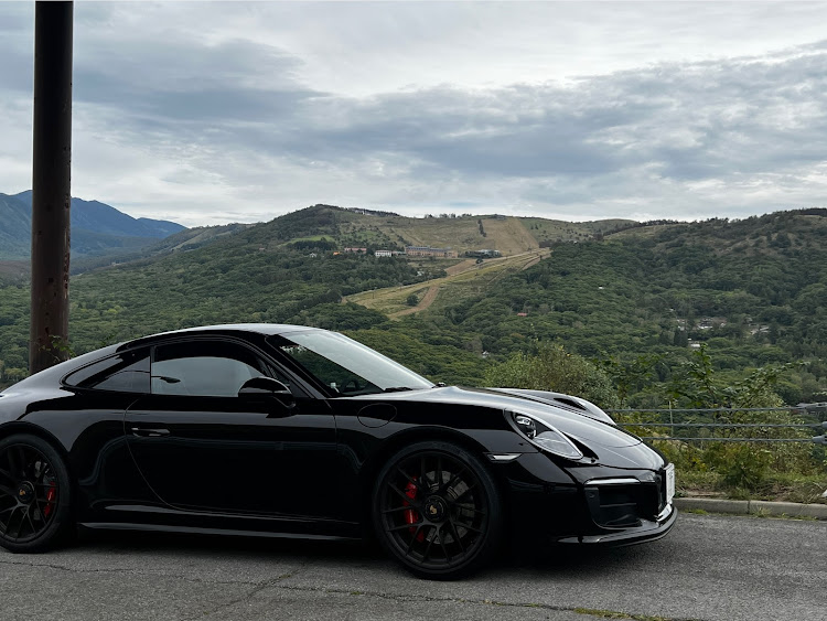 911 クーペの991.2 GTS・ビーナスライン・#峠で踏む・日帰り温泉ドライブ・ぷすぷすおに関するカスタム事例の投稿画像1枚目
