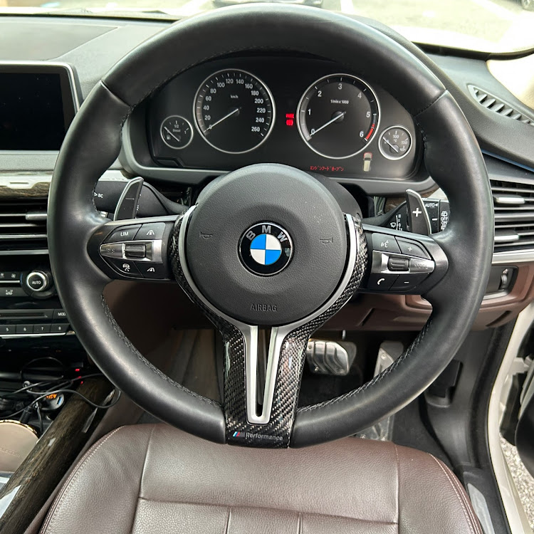 X5のイメチェン・ブラックグリル・初歩カスタムに関するカスタム事例の投稿画像2枚目