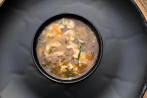 Chicken Hot And Sour Soup [500 Ml]