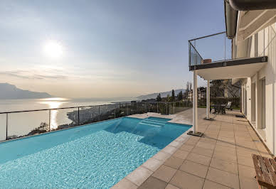 Maison avec jardin et terrasse 1