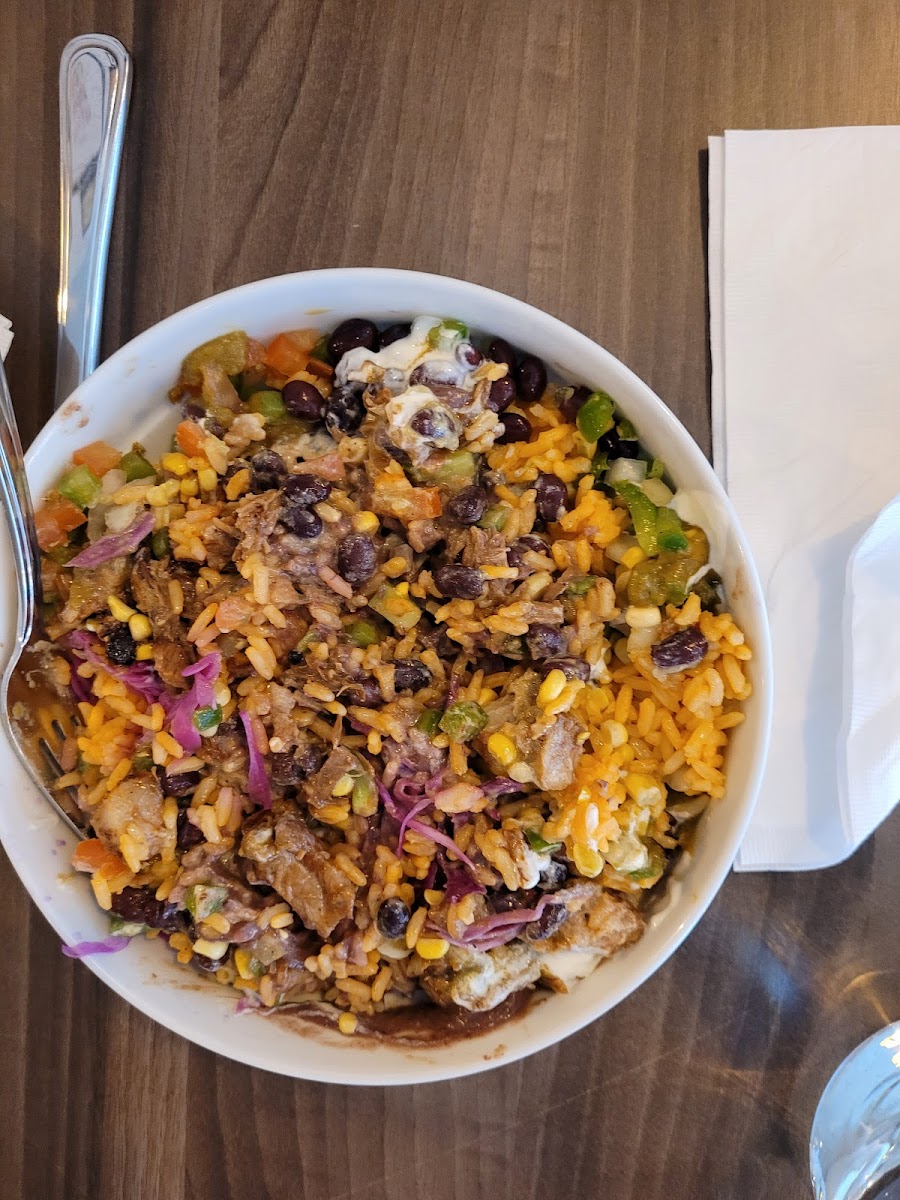 Burrito bowl with pork carnita