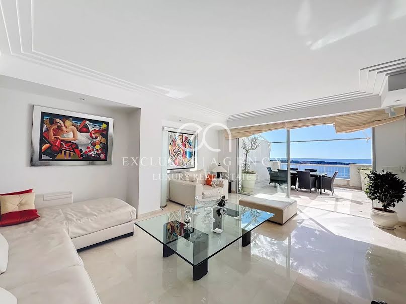 Location meublée duplex 4 pièces 128.11 m² à Cannes (06400), 9 500 €