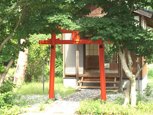 矢房神社