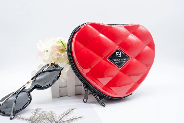 Title 1, Mini hartvormige koffer, kleine tas perfect voo...