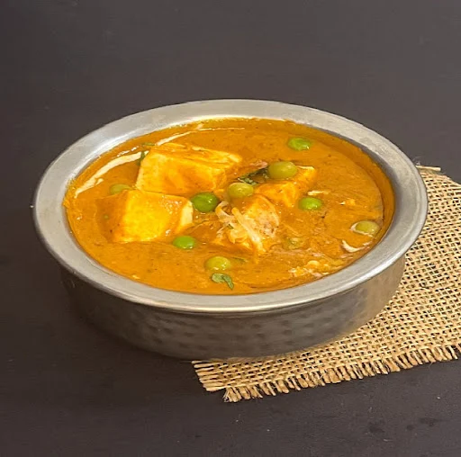 Matar Paneer