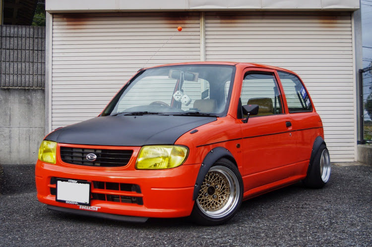 ミラのDIY・ホイール交換・車高調整・洗車に関するカスタム事例の投稿画像1枚目