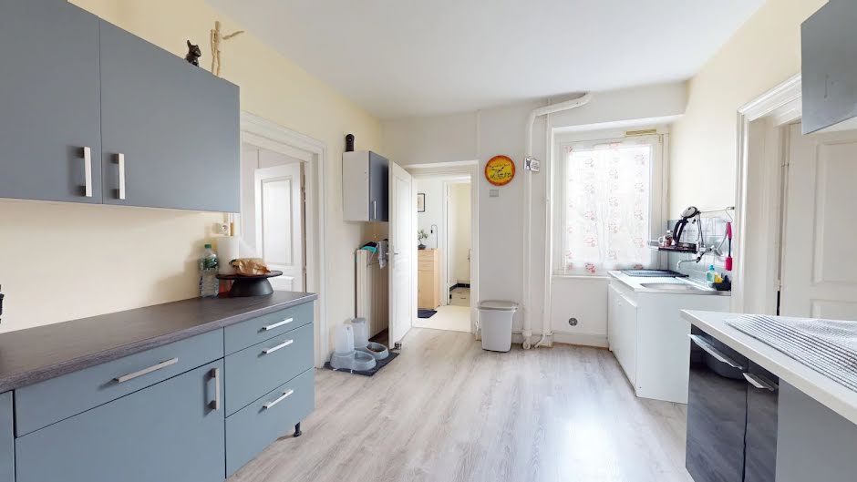 Vente immeuble 8 pièces 184 m² à Colmar (68000), 459 680 €