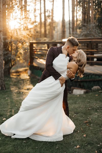 Wedding photographer Elena Krasnopevceva (elenakras). Photo of 1 February 2023