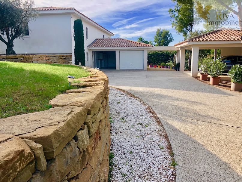 Vente maison 12 pièces 330 m² à Sanary-sur-Mer (83110), 3 350 000 €