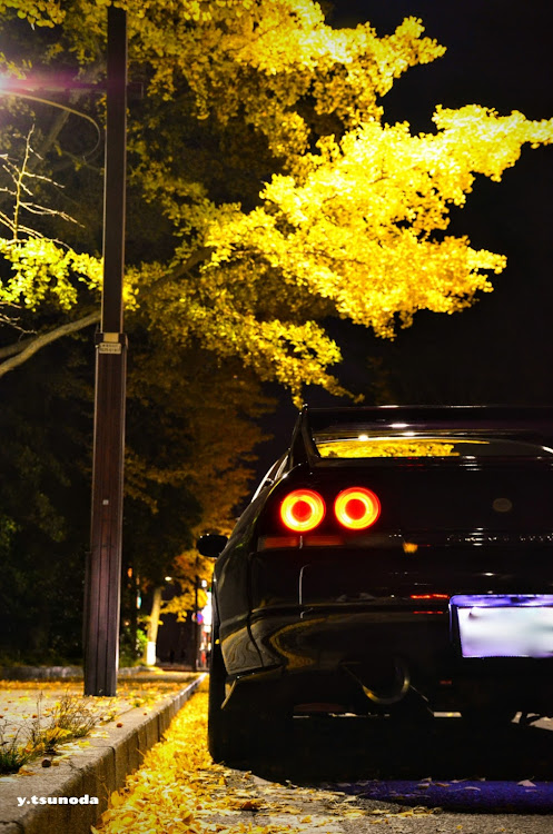 スカイライン GT-Rのたまんねーな・街の紅葉・夜徘徊・BCNR33に関するカスタム事例の投稿画像2枚目