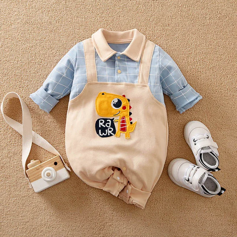 Schattige baby jumpsuit met lente print, perfect om in te spelen en te slapen, comfortabel en zacht, schattig design voor je kleintje.