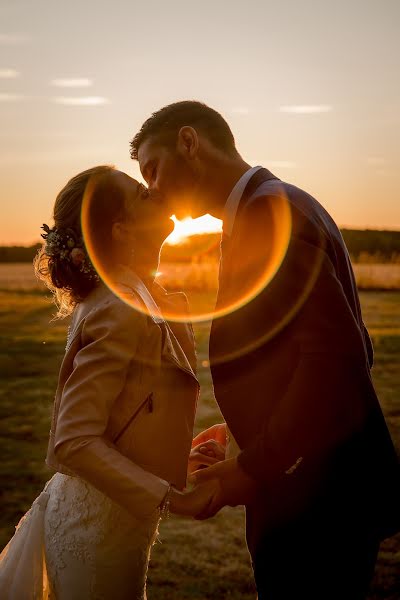 Photographe de mariage Charlotte Piraube (capturephoto). Photo du 12 mars 2020