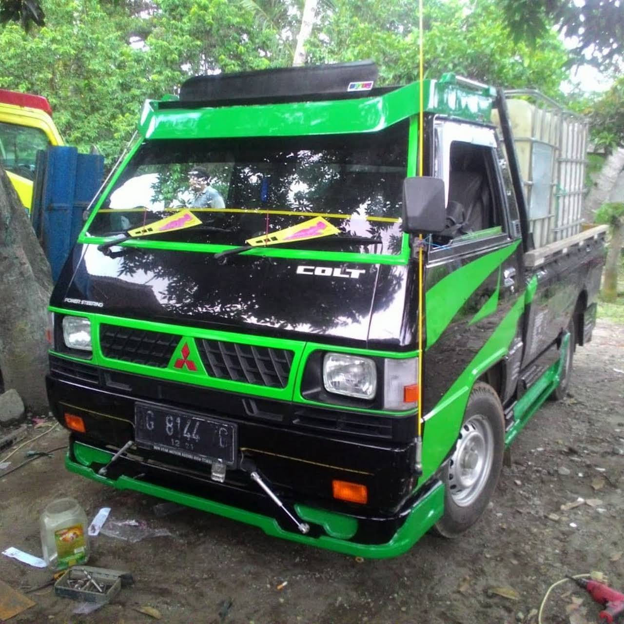 Banyu Biru Variasi Bengkel Mobil