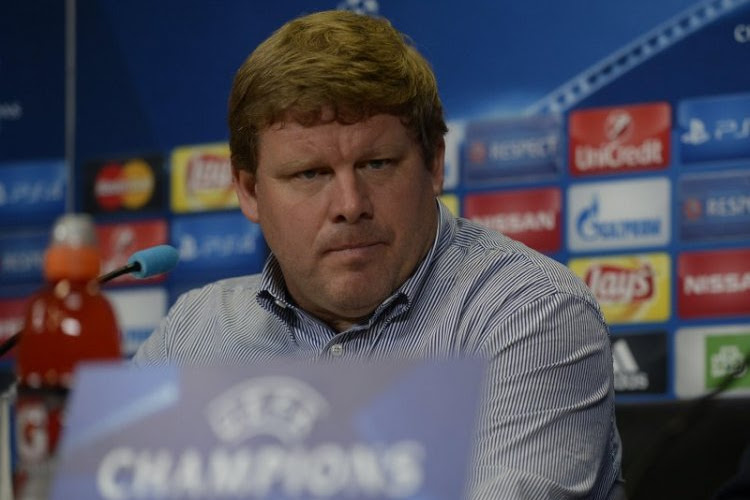 Vanhaezebrouck probeert frustratie over vertraging te verbergen: "Ik heb het zelf niet geregeld, dus ik kan niet kwaad zijn"