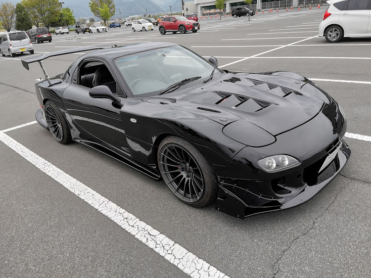 RX-7のフルリメイク・DIY・RX-7 FD3S・低そうで低くない少し低い車・ドライブに関するカスタム事例の投稿画像2枚目