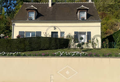 Maison avec terrasse 1