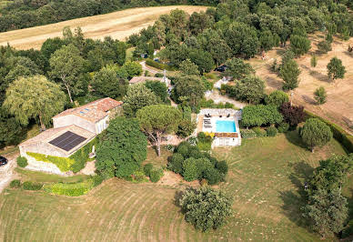 Property with pool 4