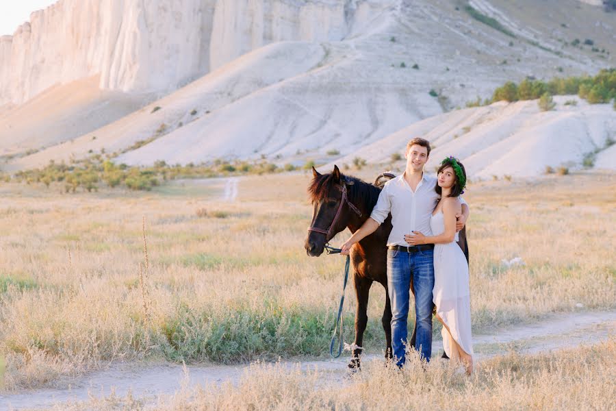 Fotógrafo de casamento Nataliya Shackaya (natflash). Foto de 14 de maio 2018